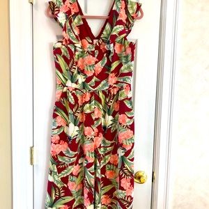 ANN TAYLOR jumpsuit size 6P. Cropped. Brand New with tag.